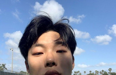 류준열, 오랜만에 훈훈한 남친미 뽐내 '눈길'