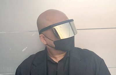 돈스파이크, 마스크·선글라스로 완벽 무장 '눈길'