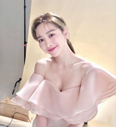 홍수아, 화장품 광고 촬영 근황..인형같은 미모 뽐내