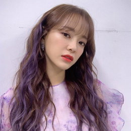 세정, 신비로운 보랏빛 비주얼에 심쿵…