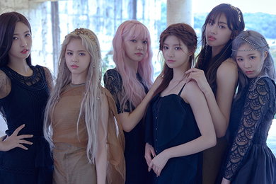 에버글로우 뮤비,  유튜브 '더블 1억뷰' 돌파