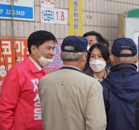 심은하, 남편 지상욱 후보 선거 유세 내조...여전한 미모
