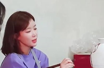 임수향, 열정 가득 그림 그리기…"마음의 안정"