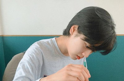 이주영, 차분+지적인 매력 자랑…'여친짤 장인'