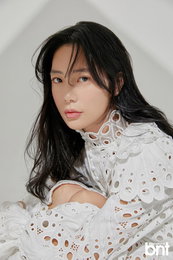 클라라,청순+시크+매니시한 무드 완벽 소화…화보 공개