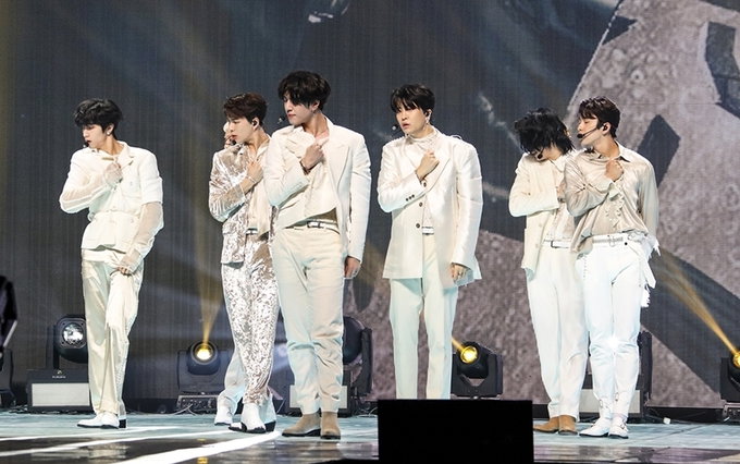 갓세븐, 40개 지역 아이튠즈 앨범 1위 기록…
