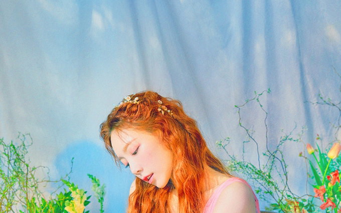 태연, 부친상으로 연기한 신곡 내달 4일 발매