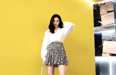 선미, 초미니로 드러낸 각선미 자랑