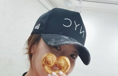 소유진, 빵 만들기 실력도 수준급…"엄마랑 함께 빵 배우고 만드는 시간"