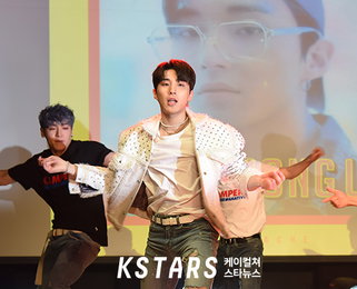 B.A.P 출신가수 문종업, 카리스마 넘치는 무대 선보여
