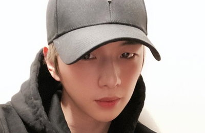 강다니엘, 블랙패션 아이돌 비주얼 자랑