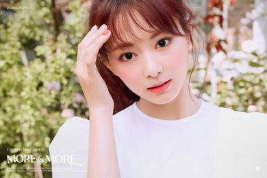 트와이스 쯔위, 만개한 걸그룹 대표 비주얼 '인형 미모'