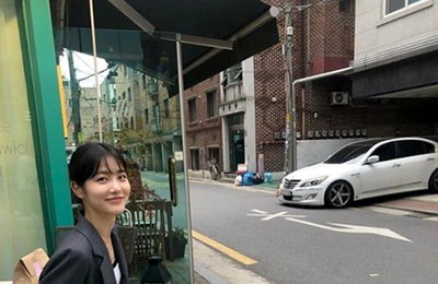 신예은, 블랙 재킷의 세련된 매력 자랑