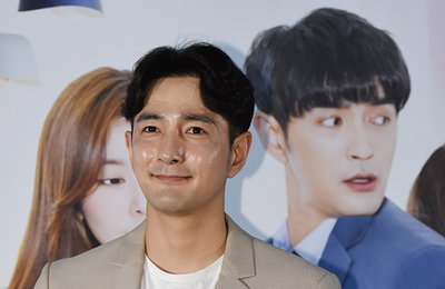 영화 '연애 완전 정복' 오희중, 첫 주연작 기대해주세요~