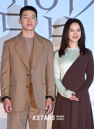 영화 '침입자' 김무열x송지효, 코로나19 잡을 서늘한 가족 스릴러 "활력의 영화 되길"