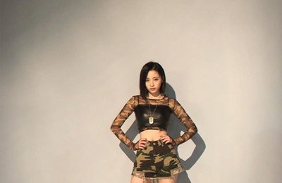 에이프릴 진솔, 큐티 벗고 시크+섹시 장착...성숙미 뽐내