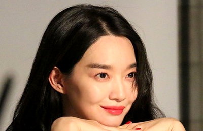 신민아, 과즙미 넘치는 근황... '은은한 미소'