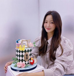 김희선, 여신 미모 자랑...역대급 미녀