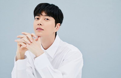 '꼰대인턴' 박해진 커피향 가득한 모델로 나선다!…스틱 커피 출시! 선하고 부드러운 이미지 담은 젠틀 커피로 女心저격!