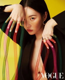 선미, 몽환적 분위기..통통 튀는 색감+흑백사진 '눈길'