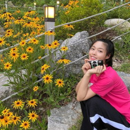 AOA 설현, 꽃과 함께 하는 일상..."반티 맞춰 입고 체육대회 하는 기분"