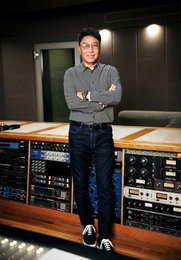 이수만, "동행세일" 비대면 K팝 공연 총연출…레드벨벳 등 출연