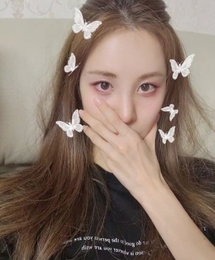 서현, 나비도 알아보는 꽃미모 자랑 '눈길'