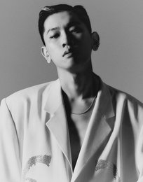 크러쉬, 신곡 ‘OHIO’ 음원 차트 최상위권…오늘(15일) 수록곡 ‘Let Me’ M/V 추가 공개