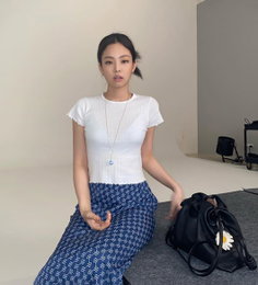 블랙핑크 제니, 대충 묶은 머리도 사랑스러워…'눈길'