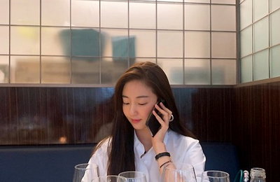 김사랑, 동안 미모 자랑...."일상도 화보처럼"