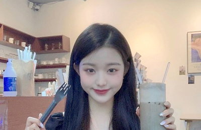 아이즈원 장원영, 250만뷰 ‘꿀벌 직캠’의 주인공