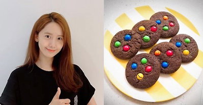 윤아, 겉바속촉 초코쿠키 재택 베이킹 뽐내…
