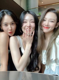 유리, 티파니X효연과 함께한 행복 일상 공개...