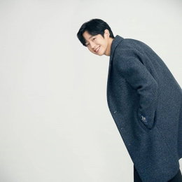 정해인, 여심 저격하는 가을의 남자...우윳빛 피부 자랑