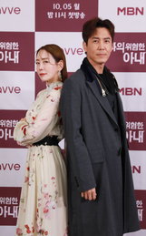 [포토] 김정은X최원영, '나의 위험한 아내'에서 결혼 6년차 부부로 나와요~
