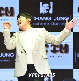 [K포토] 가수 임창정 '만능 발라더의 귀환'