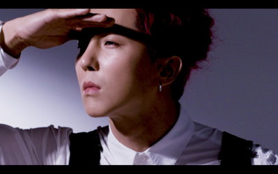 위너 송민호, 솔로 앨범으로 돌아와...'눈길'