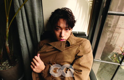 배우 이도현, ‘지큐 코리아(GQ KOREA)’ 11월호 화보 공개 매혹적인 가을 남자로 변신!