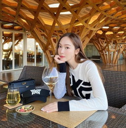제시카가 빛나는 미모 자랑....'눈길'