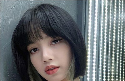 블랙핑크 리사, '블랙 똑단발'로 시크한 매력 뽐내...