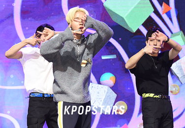 [K포토] 만능 아티스트 박지훈 "팬클럽 메이는 없어서는 안 될 가족같은 존재"