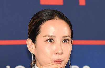 [K포토] 배우 조여정, '미녀는 홍초를 좋아해~'
