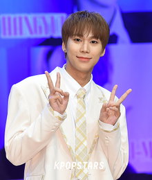 [K포토] BAE173 준서 '팀에서 리더이자 엄마 담당했어요~'