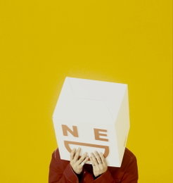 “박스 쓴 뮤지션?” NeD(네드), 12월 1일 새 싱글로 3개월 만 컴백...티저 이미지 공개