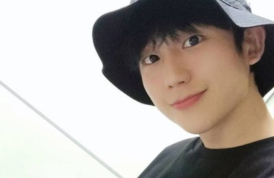 ‘설강화’ 정해인, 집에서도 빛나는 외모 자랑
