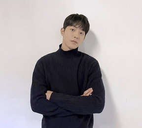 남주혁, 얼굴이 완성한 목폴라 패션...'눈길'