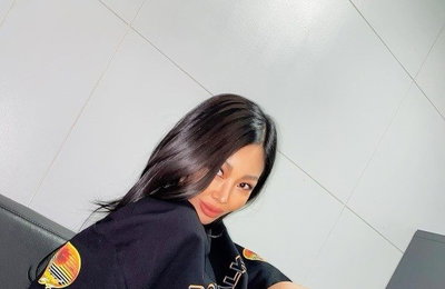 제시, 숏레깅스 입고 과감 포즈...'눈길'