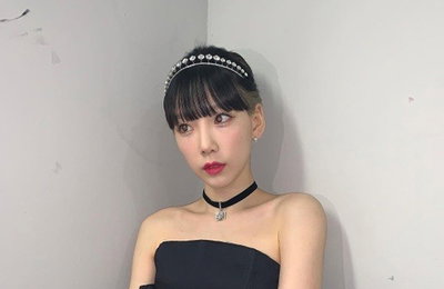 태연, 블랙 드레스로 뽐낸 시크미..'눈길'