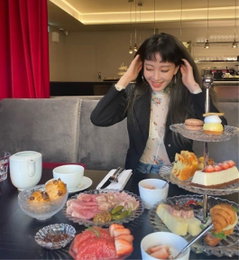 한예슬, 애프터눈 티 즐기는 여신..'눈길'