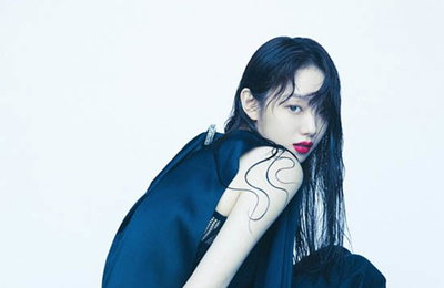 이성경, 감각적인 시크미 물씬 넘치는 화보